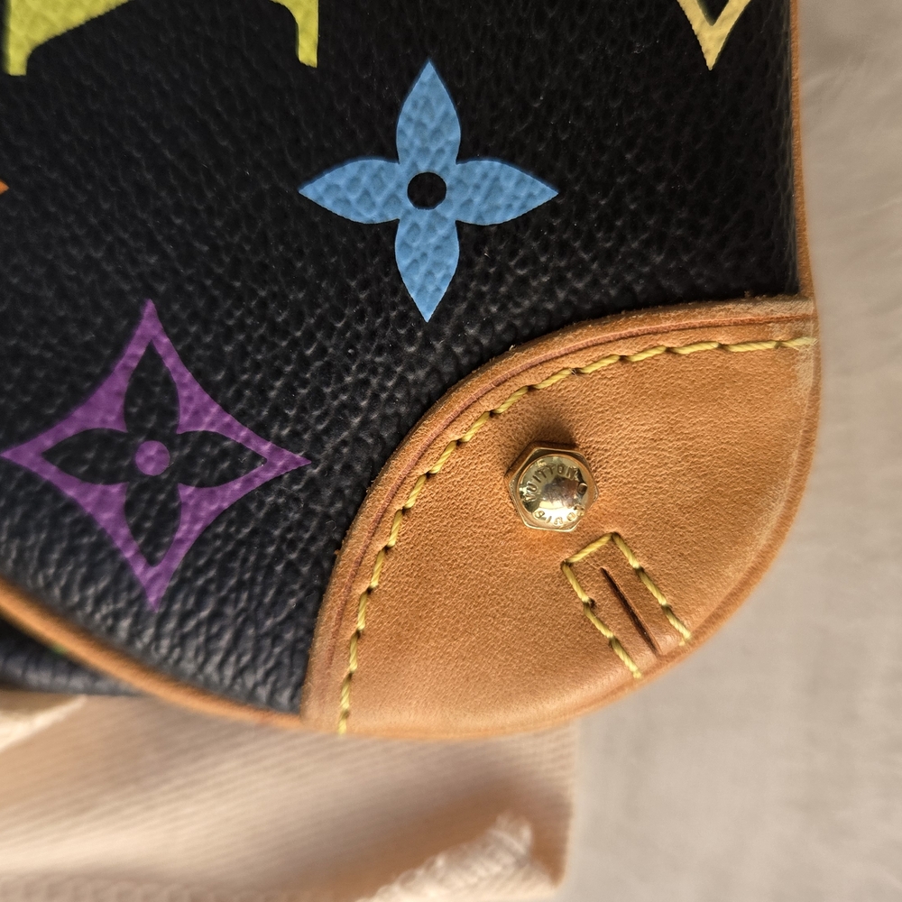 Louis Vuitton x Takashi Murakami Monogram Multicolore Milla MM shoulder bag - Picture 4 of 14